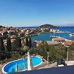 In With Sea View, Balcony, Air Conditioning, Wi-fi Apartment *