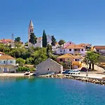 Apartment In With Sea View, Balcony, Air Conditioning, Wi-fi Kali