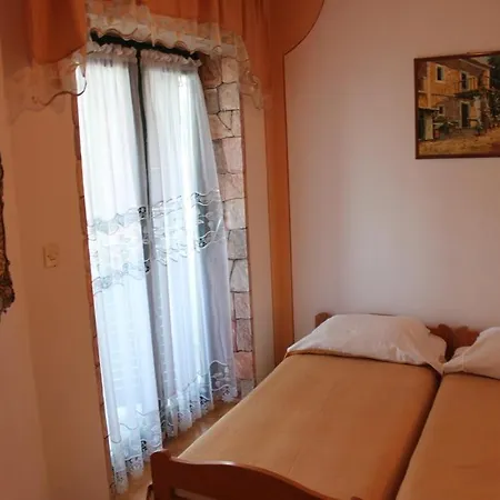 In With Sea View, Balcony, Air Conditioning, Wi-fi