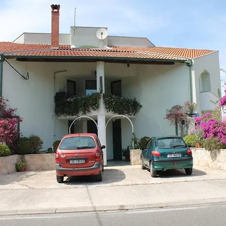 Appartamento In With Sea View, Balcony, Air Conditioning, Wi-fi *